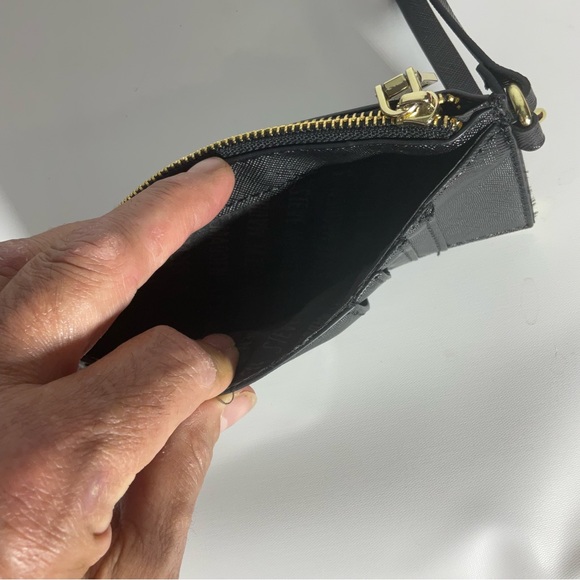 Steve Madden Black Zippered Four Card Wristlet w/Gold Hardware & Faux Gold Logo - Picture 9 of 16